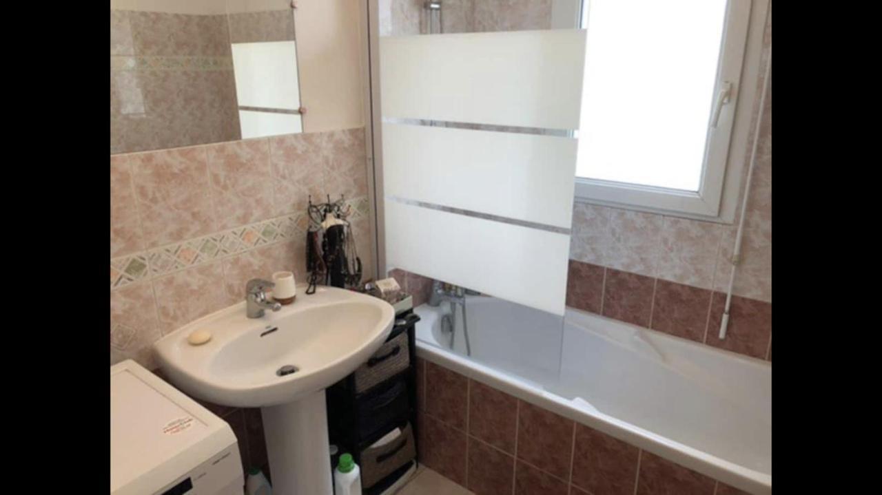 T2 De 45m2 - Parking Prive - Terrasse- Linge Inclu- Proche Vannes